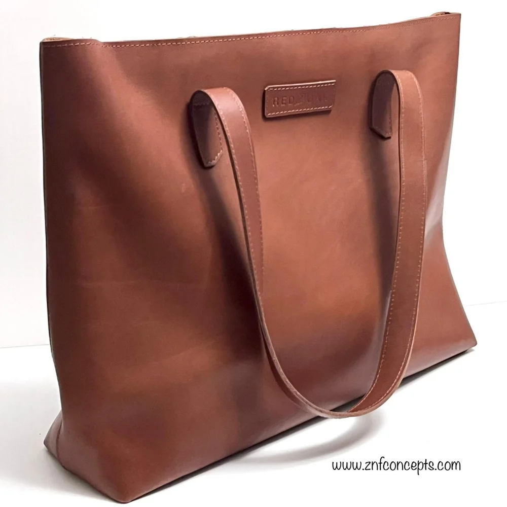 Elegant Tan Leather Tote Bag - Picture 11 of 12